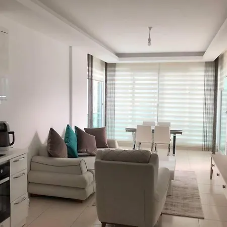 Sun Palace Garden, Tosmur, Apartamento *